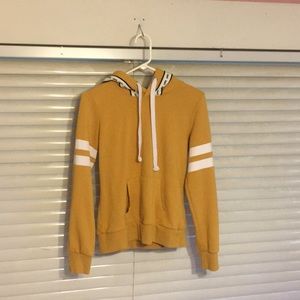 Yellow sweatshirt